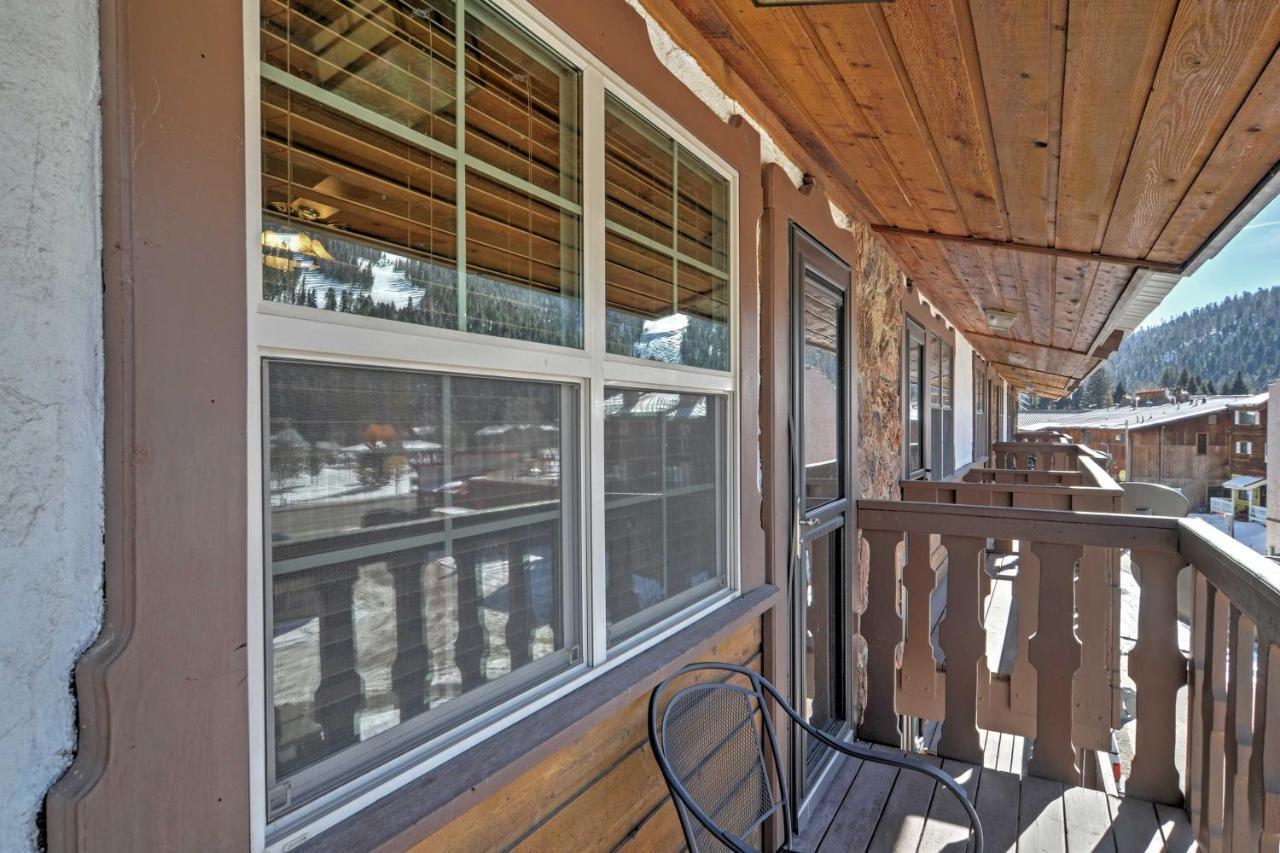 Red River Home With 2 Balconies - 1 Block To Main St Luaran gambar